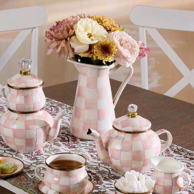Rosy Check Practical Pitcher, Medium