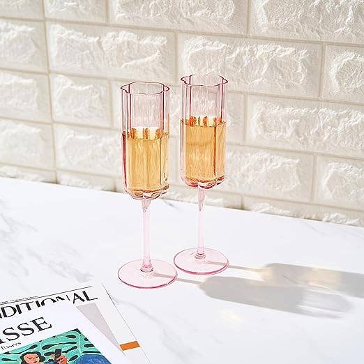 Flower Vintage Champagne Flute Glassware - Set of 2 - 7.4 oz