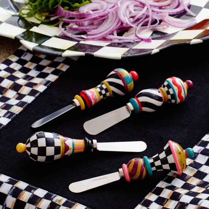 Jubilee Spreaders, Set of 4