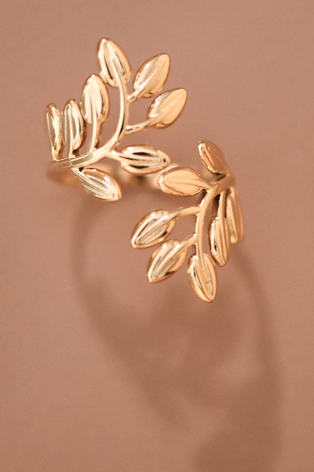 18K Gold Plated Waterproof Stainless Steel Ring - 7880