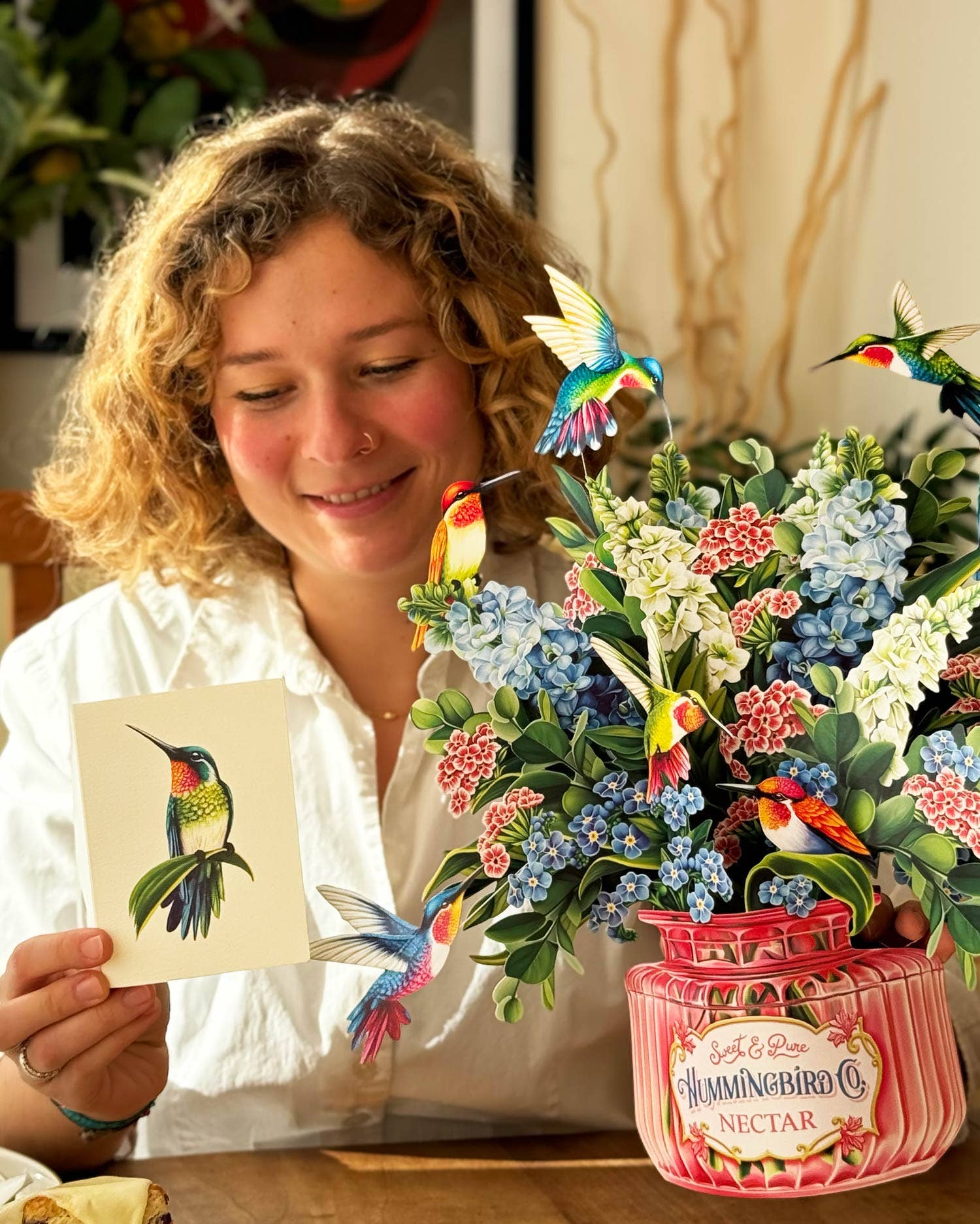 Hummingbird Oasis (8 Pop-up Greeting Cards)