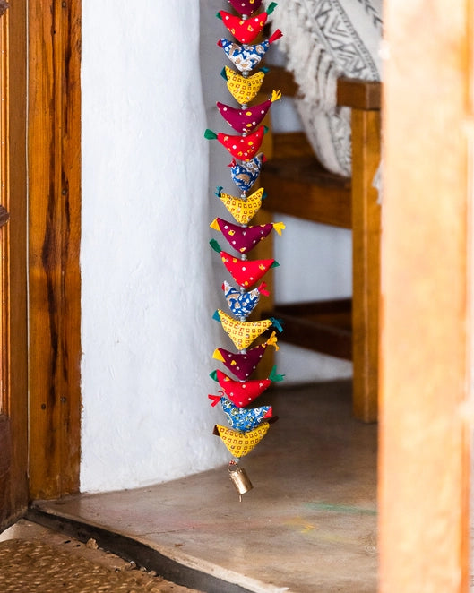 Multicolored Prosperity Hens - Large 6'